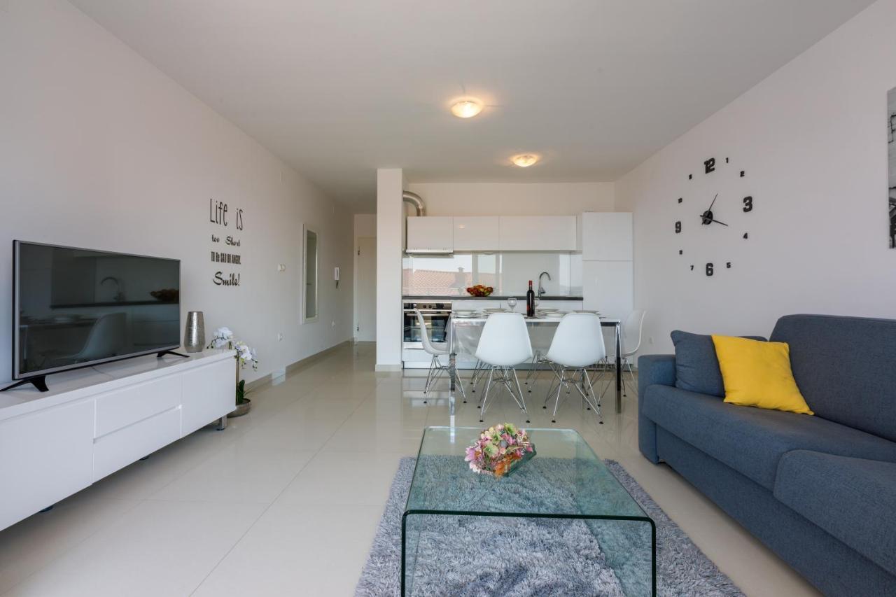Apartmani Ilicevic Crikvenica Eksteriør bilde