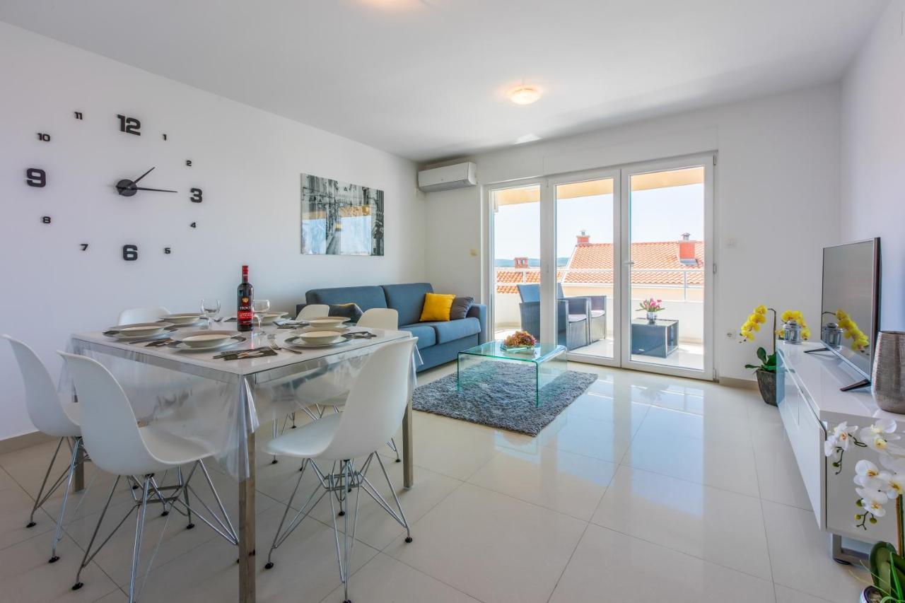 Apartmani Ilicevic Crikvenica Eksteriør bilde