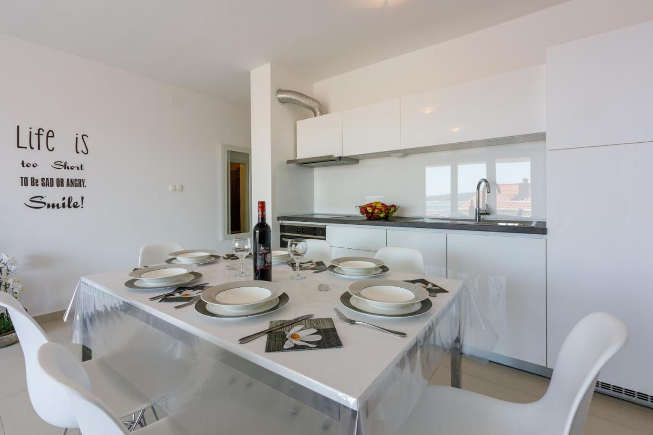 Apartmani Ilicevic Crikvenica Eksteriør bilde